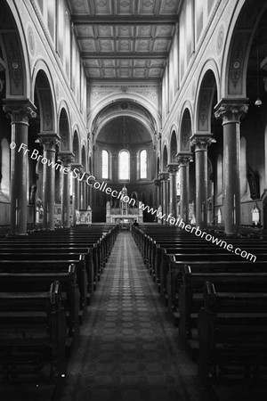 ST NICHOLAS CHURCH INTERIOR